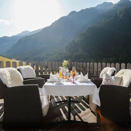 Hotel Beverly Hill Ischgl Exteriör bild